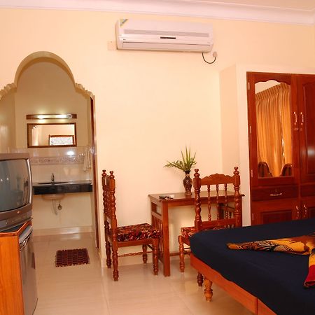 Hotel Sea View Palace - The Beach Hotel, Kovalam Exterior foto